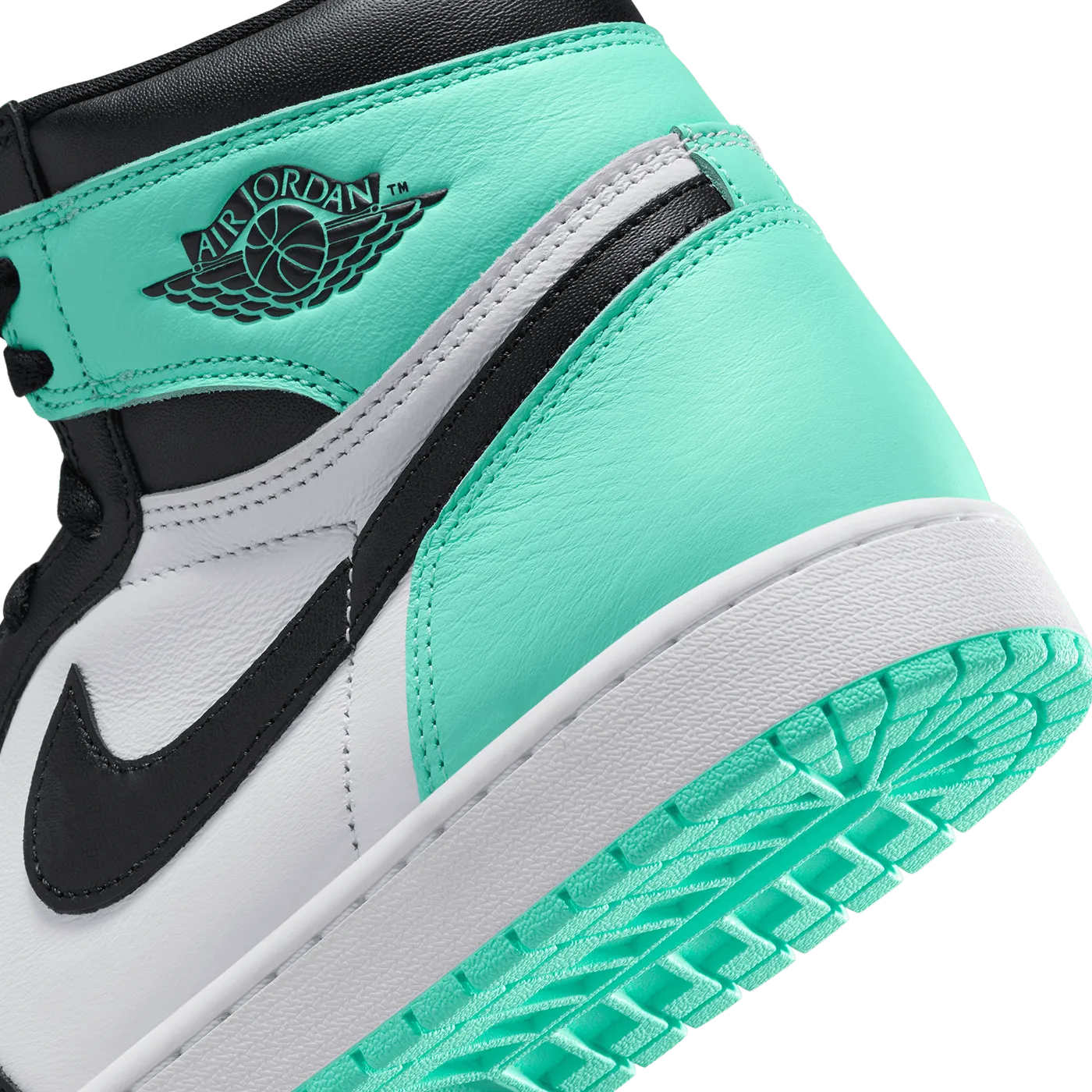 Air Jordan 1 Retro High OG 'Green Glow'