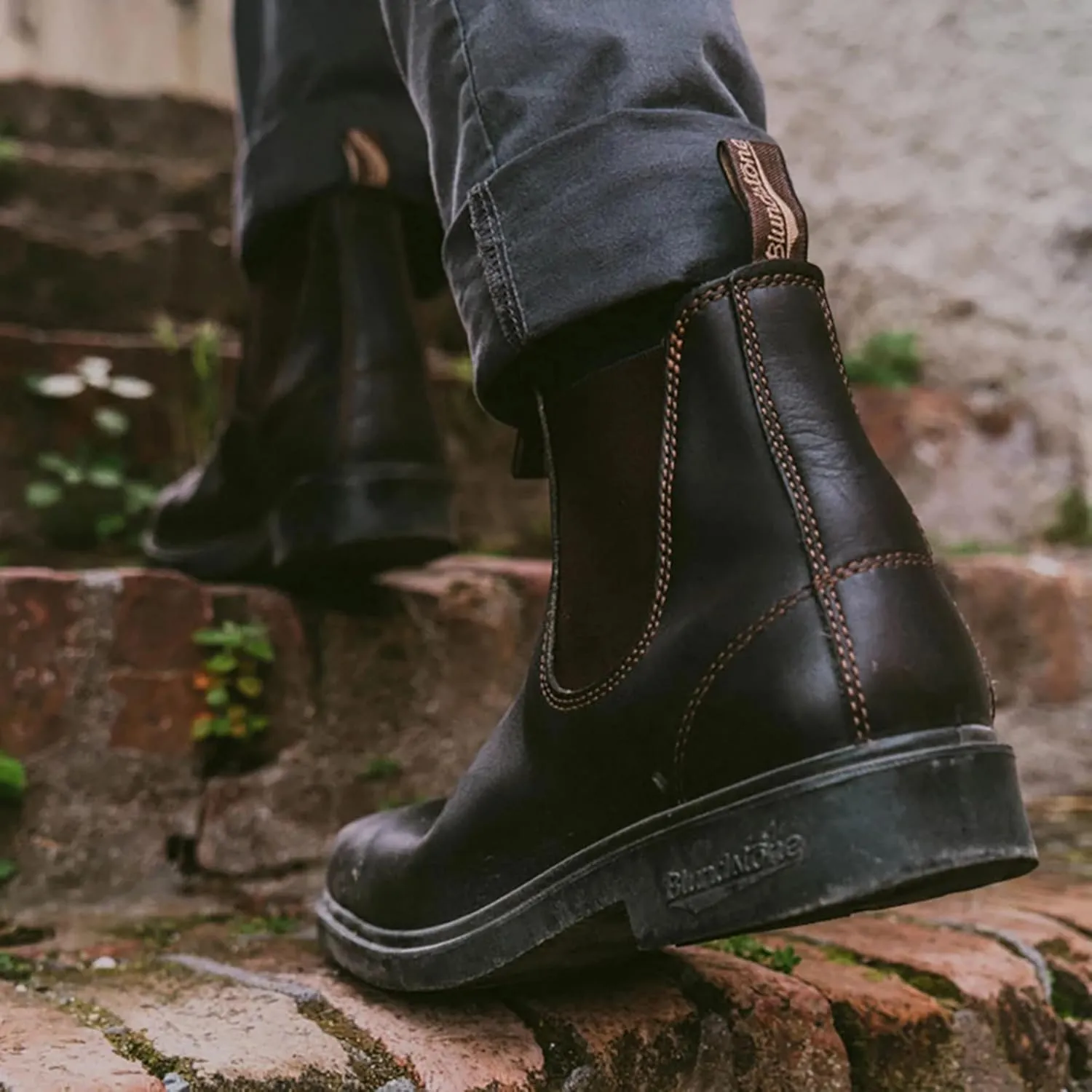 Blundstone Dress Chelsea Boots - Unisex