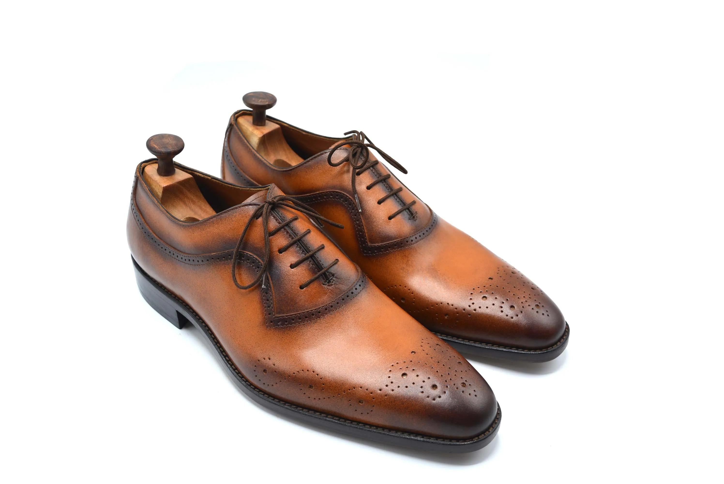 Brogue Men's Oxford Shoes