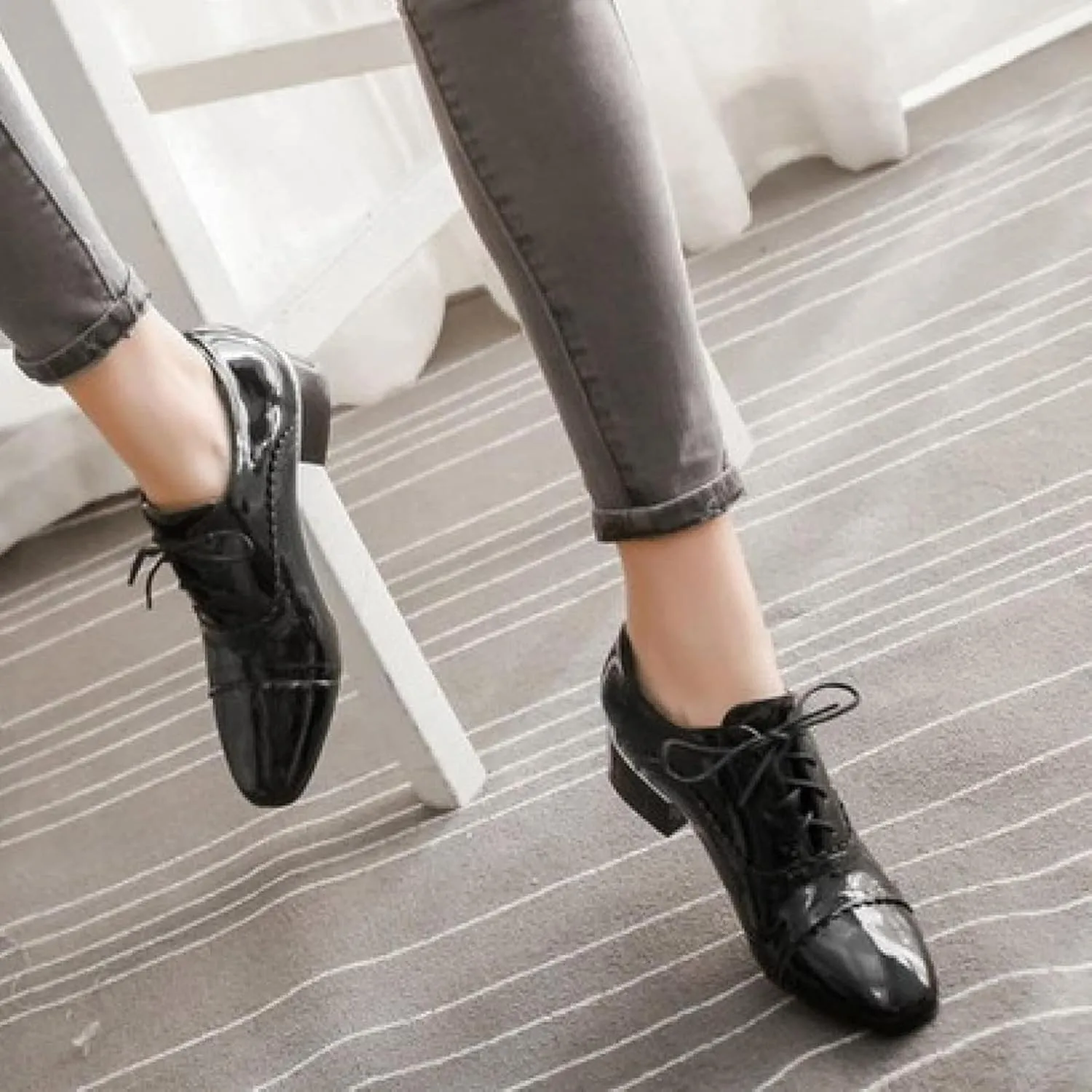 Brogue Women's High Heels Patent Leather Lace Oxford Shoes Comfortable High Heels Women's Party Dress Shoes