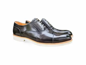 Cap Toe Oxford in Lightweight Sole