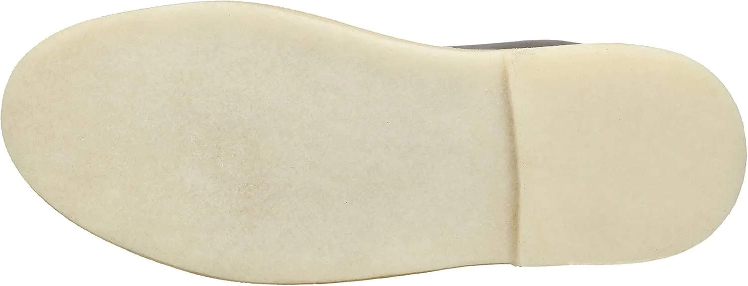 Clarks Women's Desert Boot. Chukka