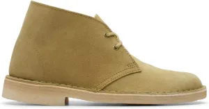 Clarks Women's Desert Boot. Chukka