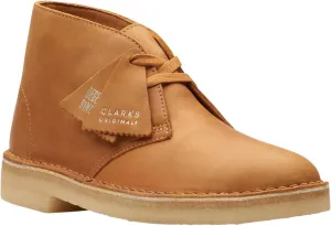 Clarks Women's Desert Boot. Chukka