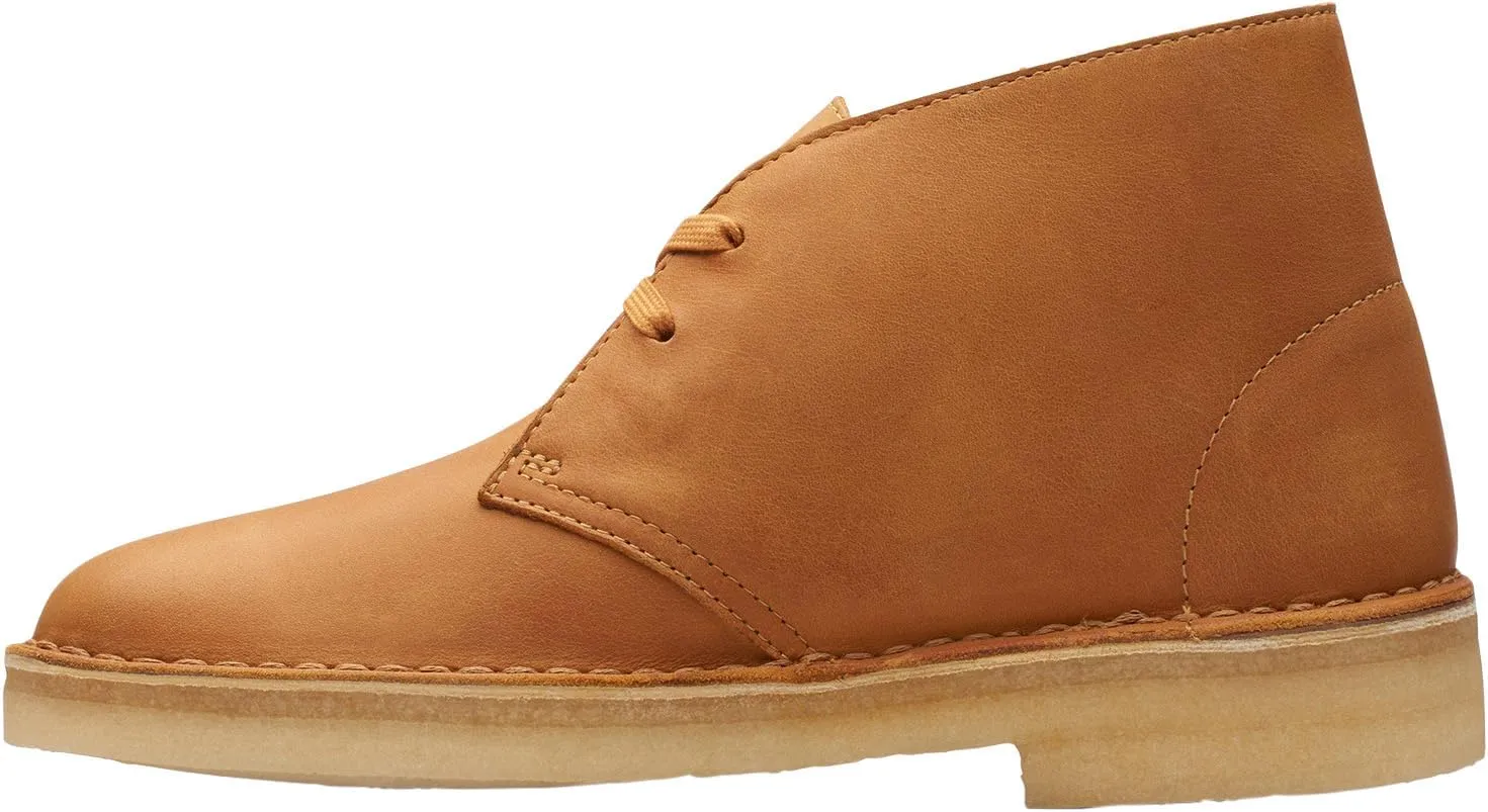 Clarks Women's Desert Boot. Chukka