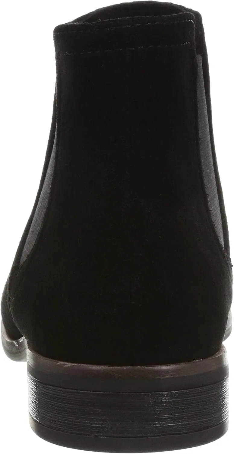 Clarks Women's Trish Chelsea Fashion Boot