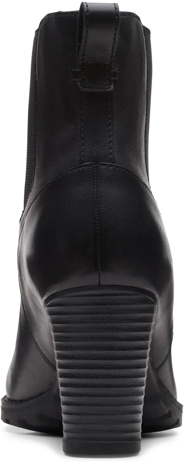 Clarks Women's Verona Ease Fashion Boot