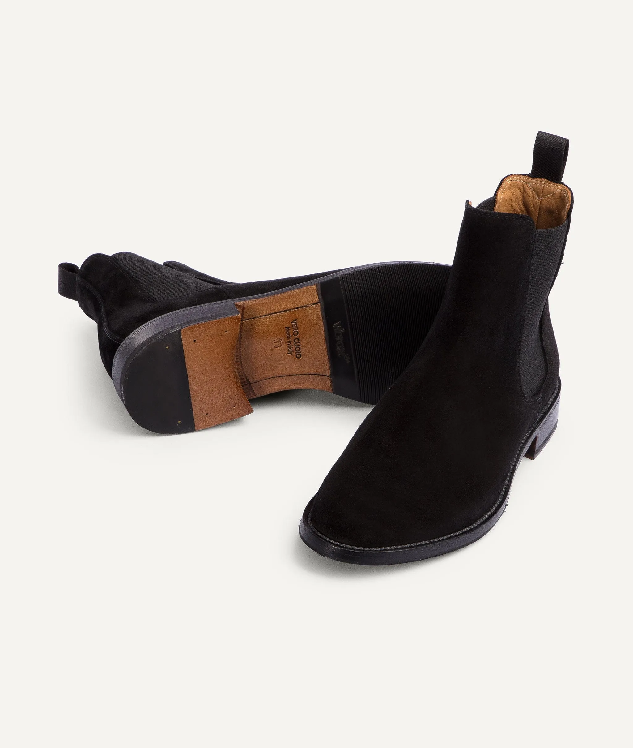 Classic Chelsea Boot in Suede