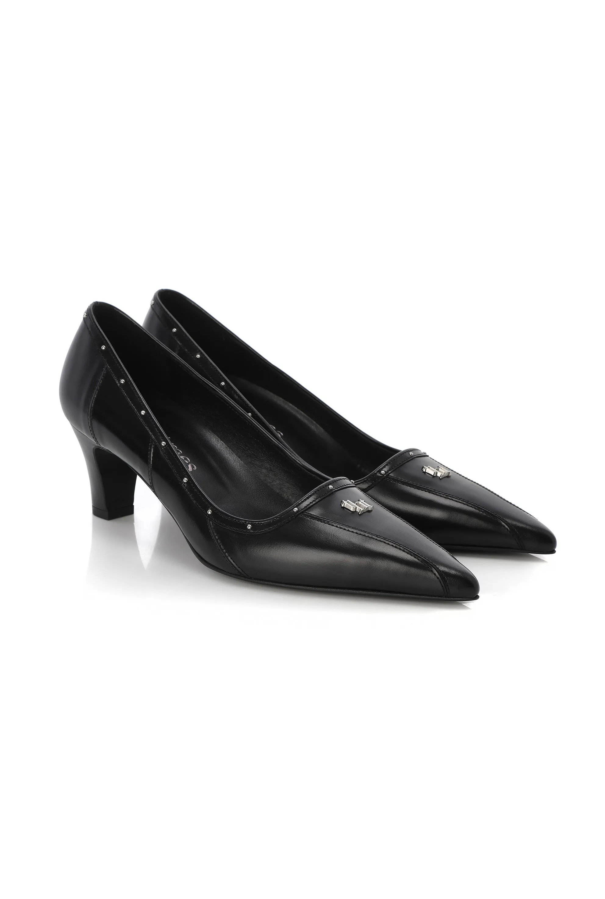 Classic logo pumps