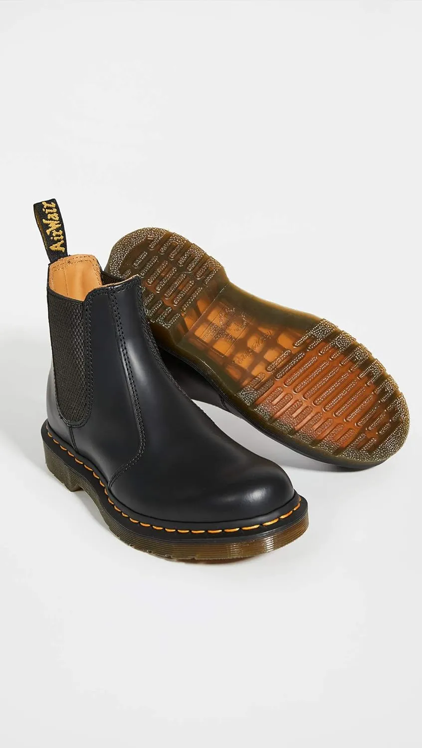 Dr. Martens Unisex 2976 Chelsea Boot