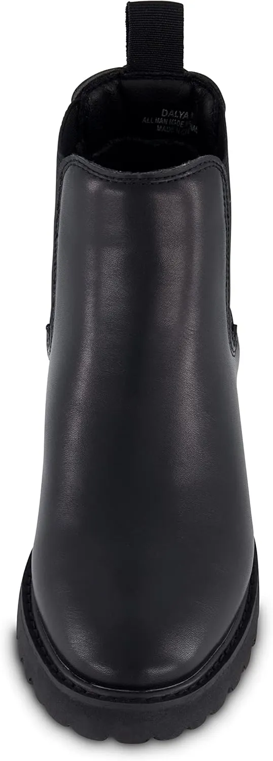 Dunes Women's Dalya chelsea boot  Memory Foam