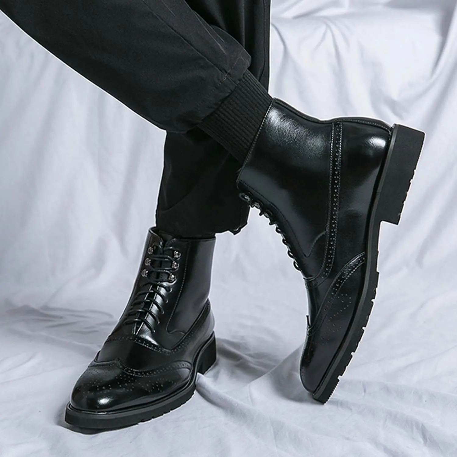 Ephirebra Men's Leather Brogue Wingtips Lace-Up Dress Oxford Boots Comfortable Non-Slip Pointed Toe High-Top Retro Ankle Boots