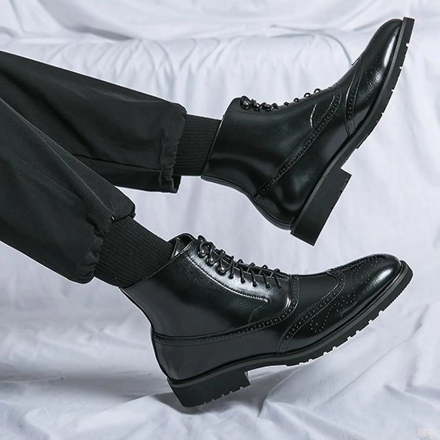 Ephirebra Men's Leather Brogue Wingtips Lace-Up Dress Oxford Boots Comfortable Non-Slip Pointed Toe High-Top Retro Ankle Boots