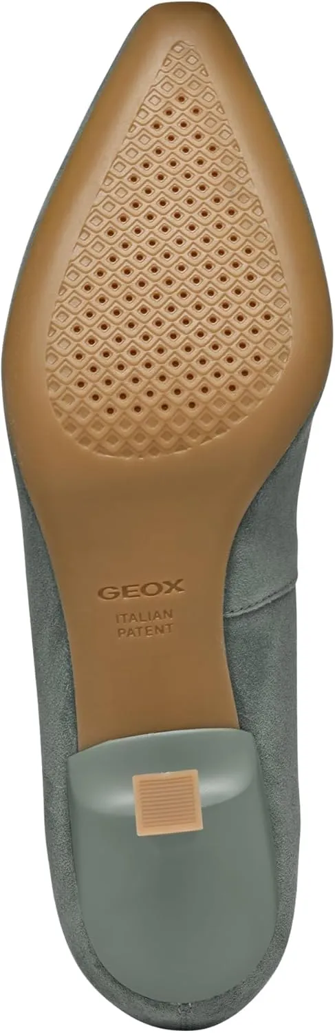 Geox Women's Closed-Toe Pumps Classic
