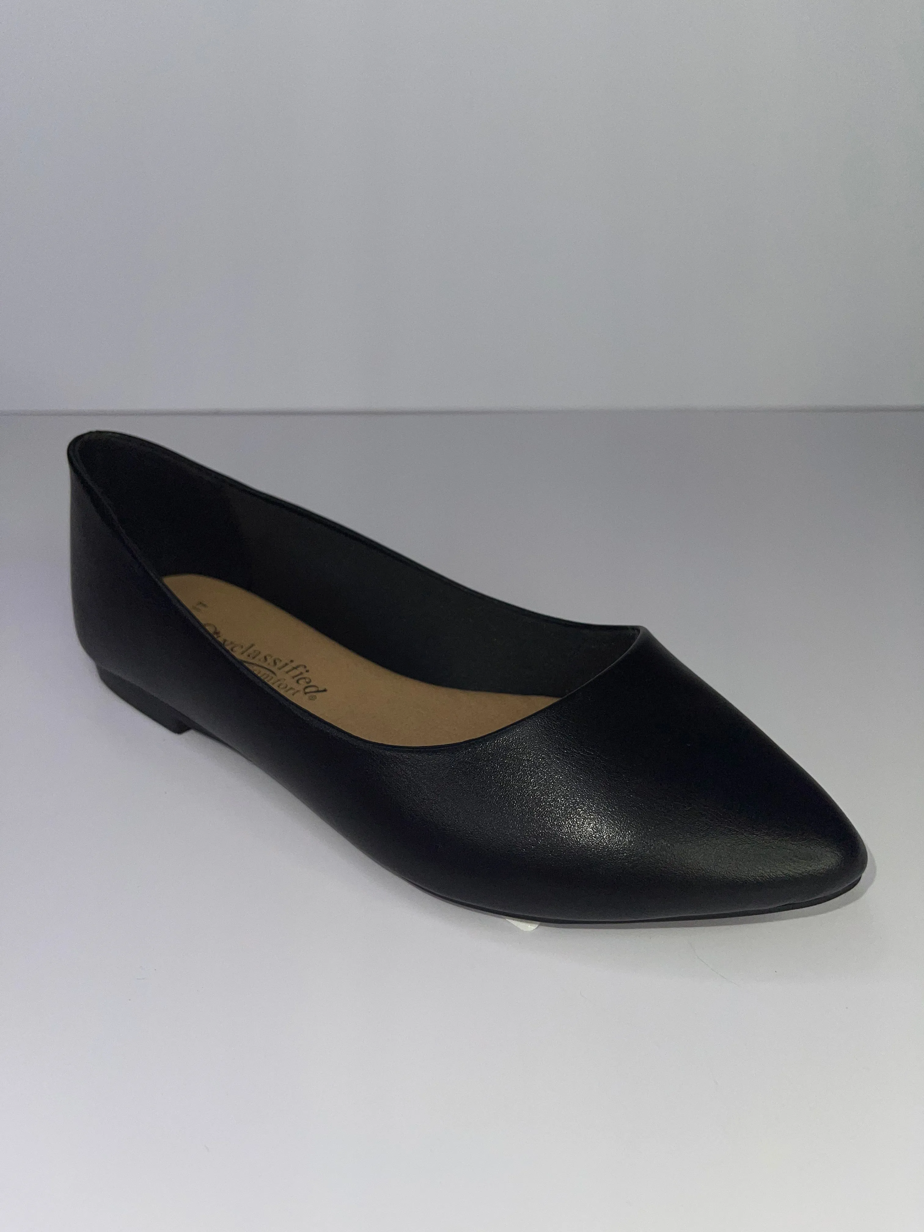 Hold  Wide Flats