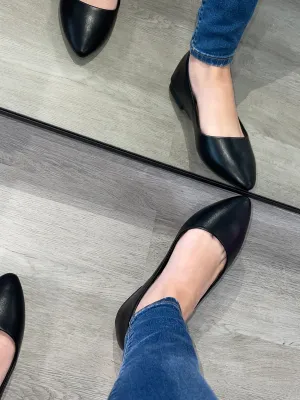 Hold  Wide Flats