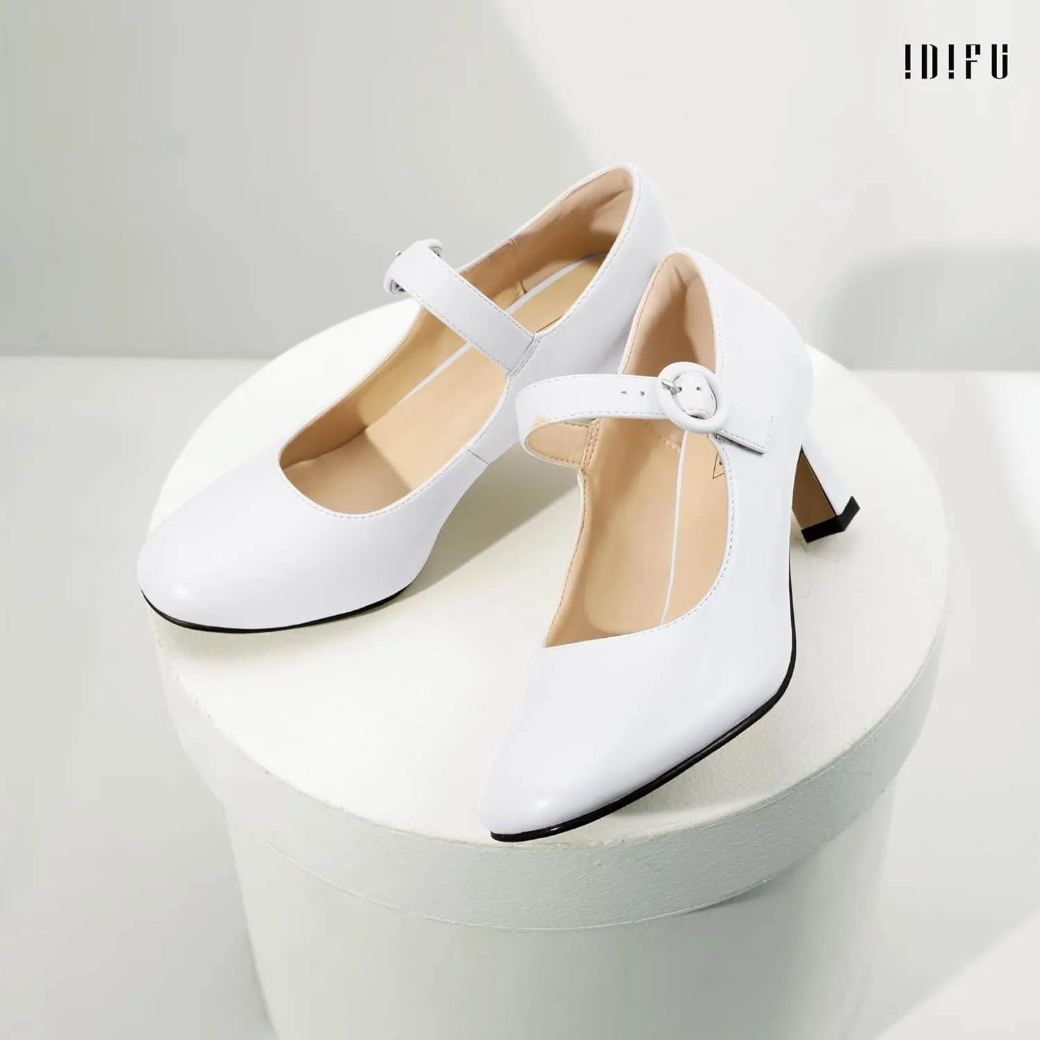 IDIFU IN3 Mary Jane Shoes Women's Closed Round Toe Low Short Small Heels Dressy Heeled Dress Shoes for Women Bride Ladies Wedding Work Comfortable Trendy Pumps with Round Buckle