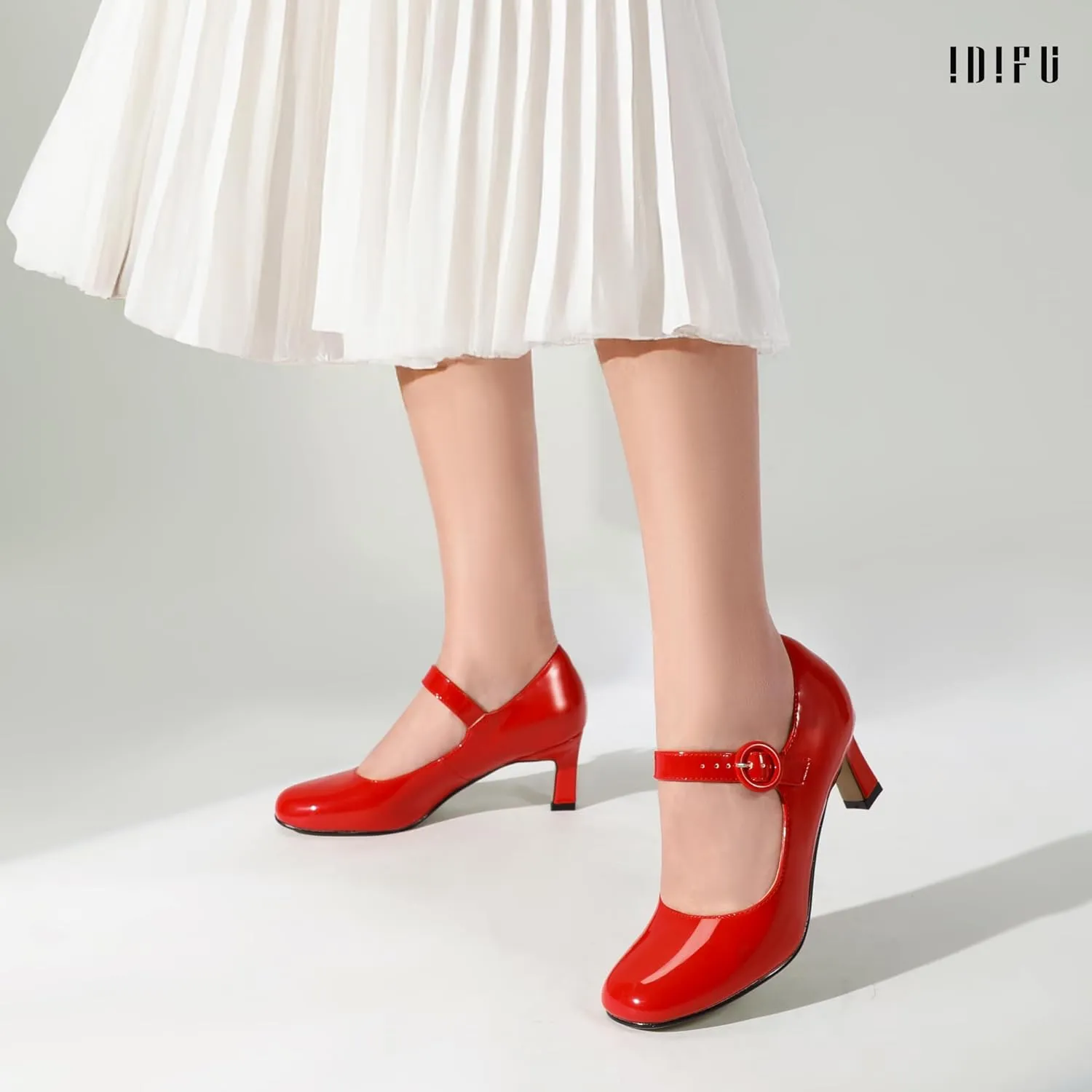 IDIFU IN3 Mary Jane Shoes Women's Closed Round Toe Low Short Small Heels Dressy Heeled Dress Shoes for Women Bride Ladies Wedding Work Comfortable Trendy Pumps with Round Buckle