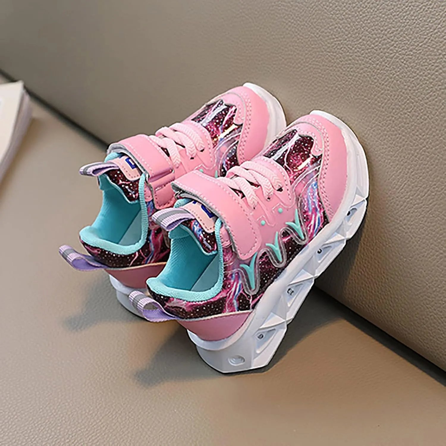 Little Girls Boys Sneakers LED Charged Breathable Soft Sole Strap Collision Color Smooth Reflective Sport Shoes