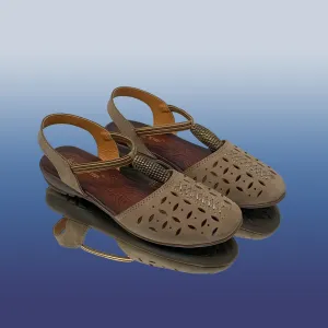 Luxe Cutout Comfort Sandals