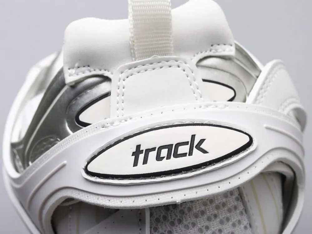 LW - Bla Track LED White Sneaker