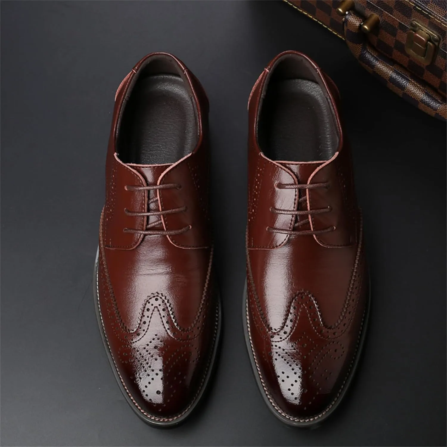 Men's Classic Leather Formal Business Oxford Wingtip Lace Up Retro Casual Dress Shoes for Men Comfortable