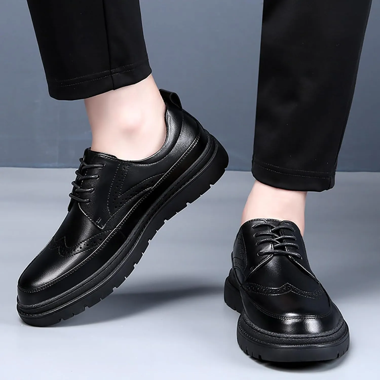 Men's Leather Platform Brogue Oxfords Classic Lace Up Comfortable Round Toe Non-Slip Lug Sole Wingtips Formal Oxford Shoes for Business Work Office Derbys Dress Shoes
