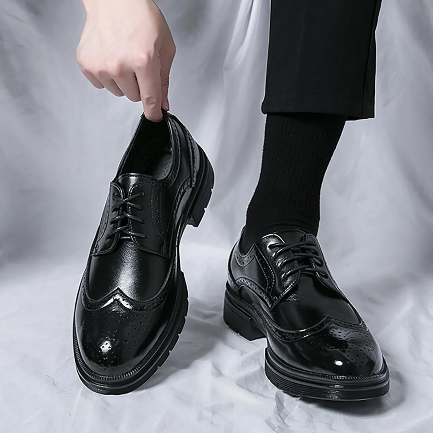 Men's Wingtip Fashion Modern Leather Oxford,Black Business Casual Platform Dress Shoes for Men,Comfortable Retro Lace Up Tuxedo Shoes
