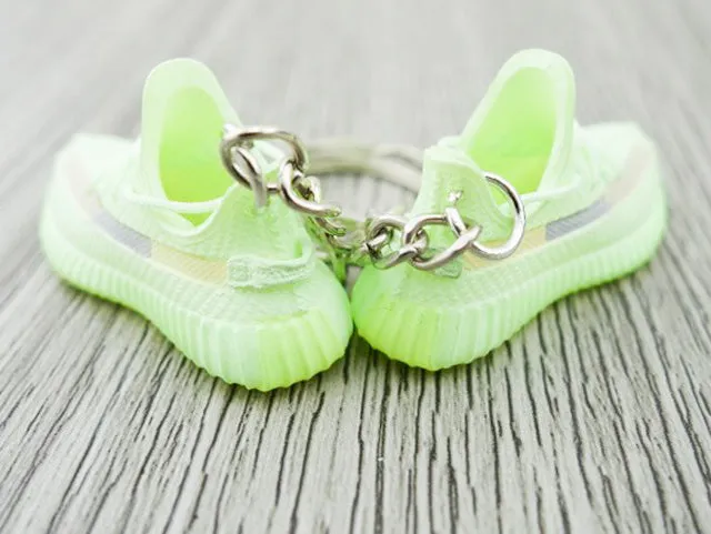 Mini Sneaker Keychains YZY  V.2 - GLOW