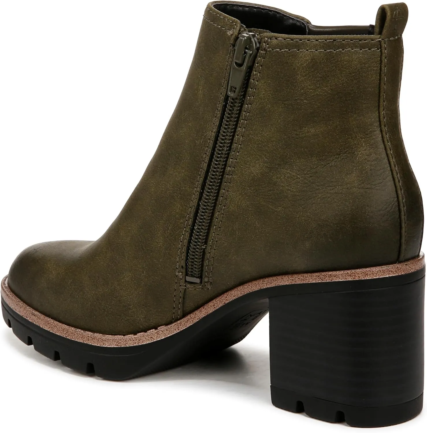 Naturalizer Women's Madalynn Gore Lug Sole Heeled Ankle Bootie