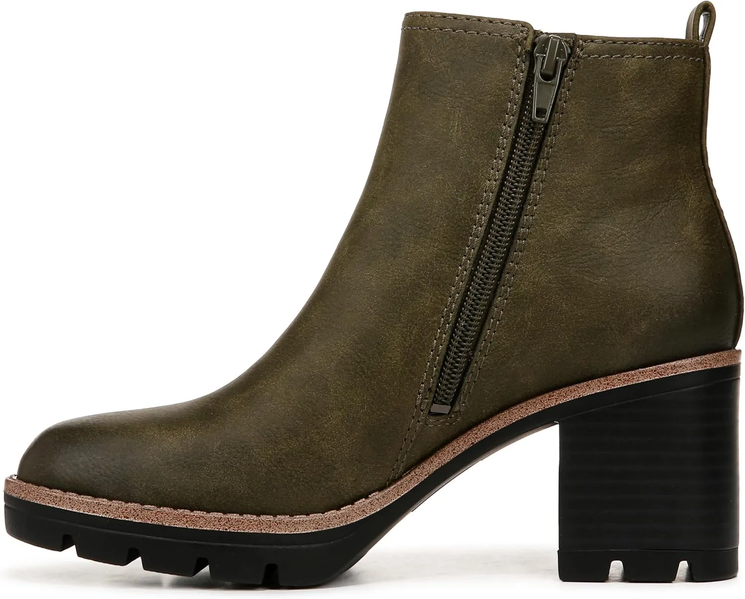 Naturalizer Women's Madalynn Gore Lug Sole Heeled Ankle Bootie