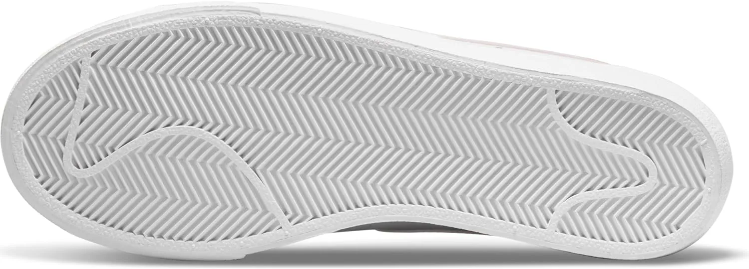 NIKE Women's Flex Supreme TR 5 Cross Training Shoe