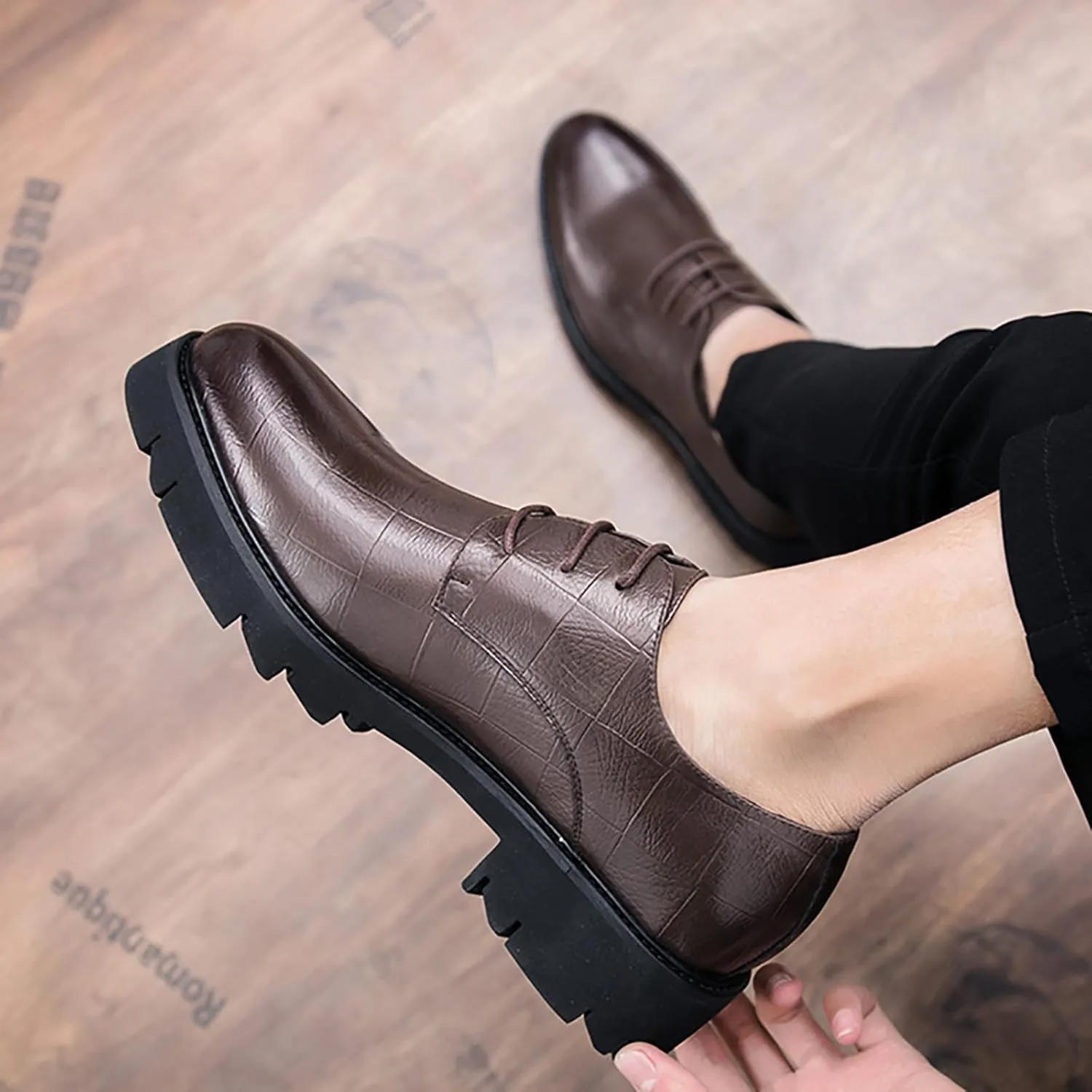 Platform Oxford Shoes for Men Lace Up Leather Round Toe Low-Top Lug Sole Non Slip Dress Shoes Casual Work Office Comfortable Business Shoes