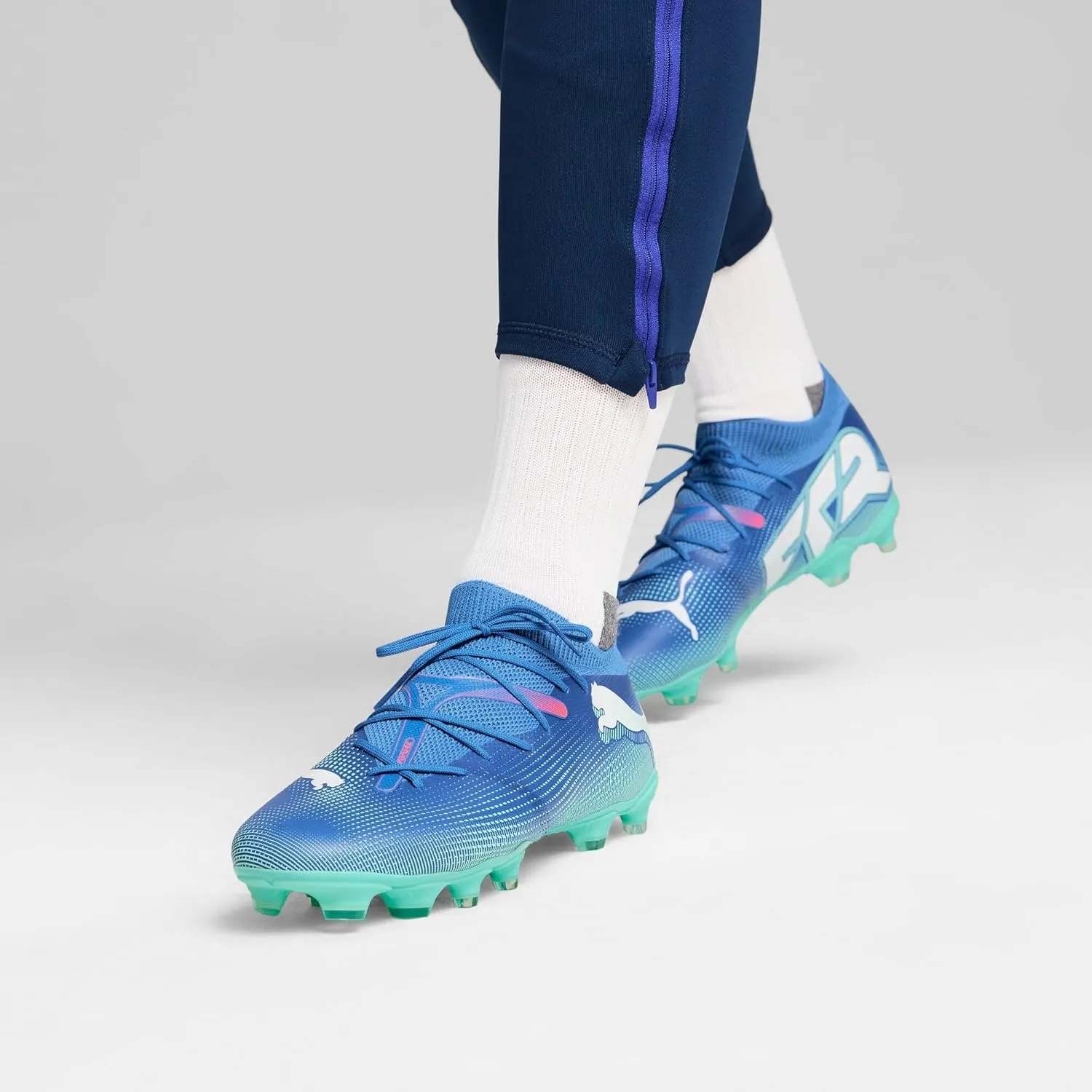 PUMA Unisex-Adult Football Soccer Shoe