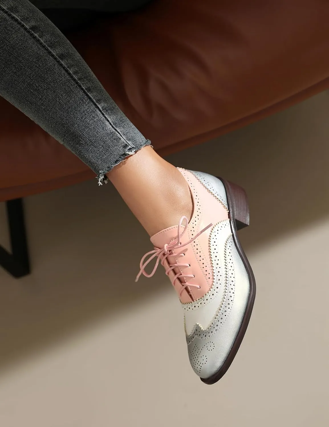 Roimaash Leisure Oxford Shoes Women Two Tone Wingtip Brogue Shoes