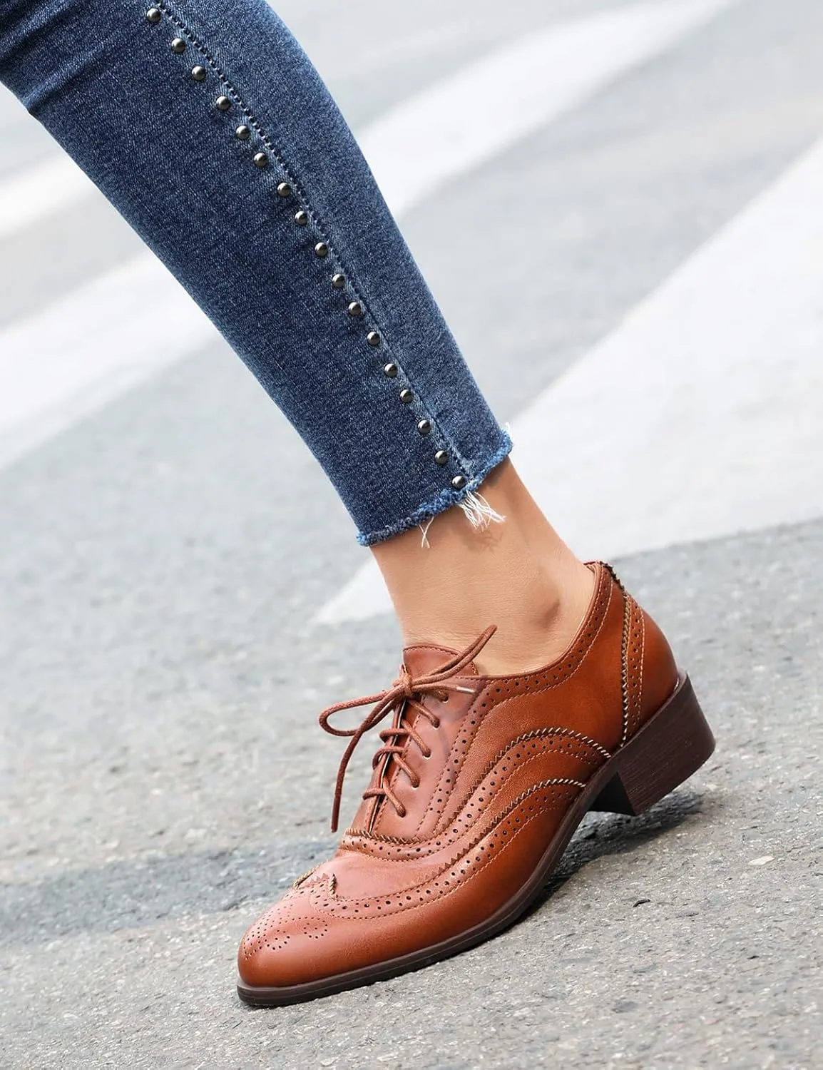 Roimaash Leisure Oxford Shoes Women Two Tone Wingtip Brogue Shoes