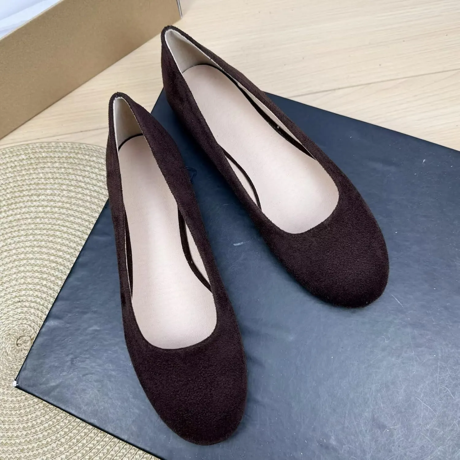 SAILING LU Pointy Toe Shoes Women Ballet Flats Comfort Solid Flat Shoes for Women Work Slip On Moccasins