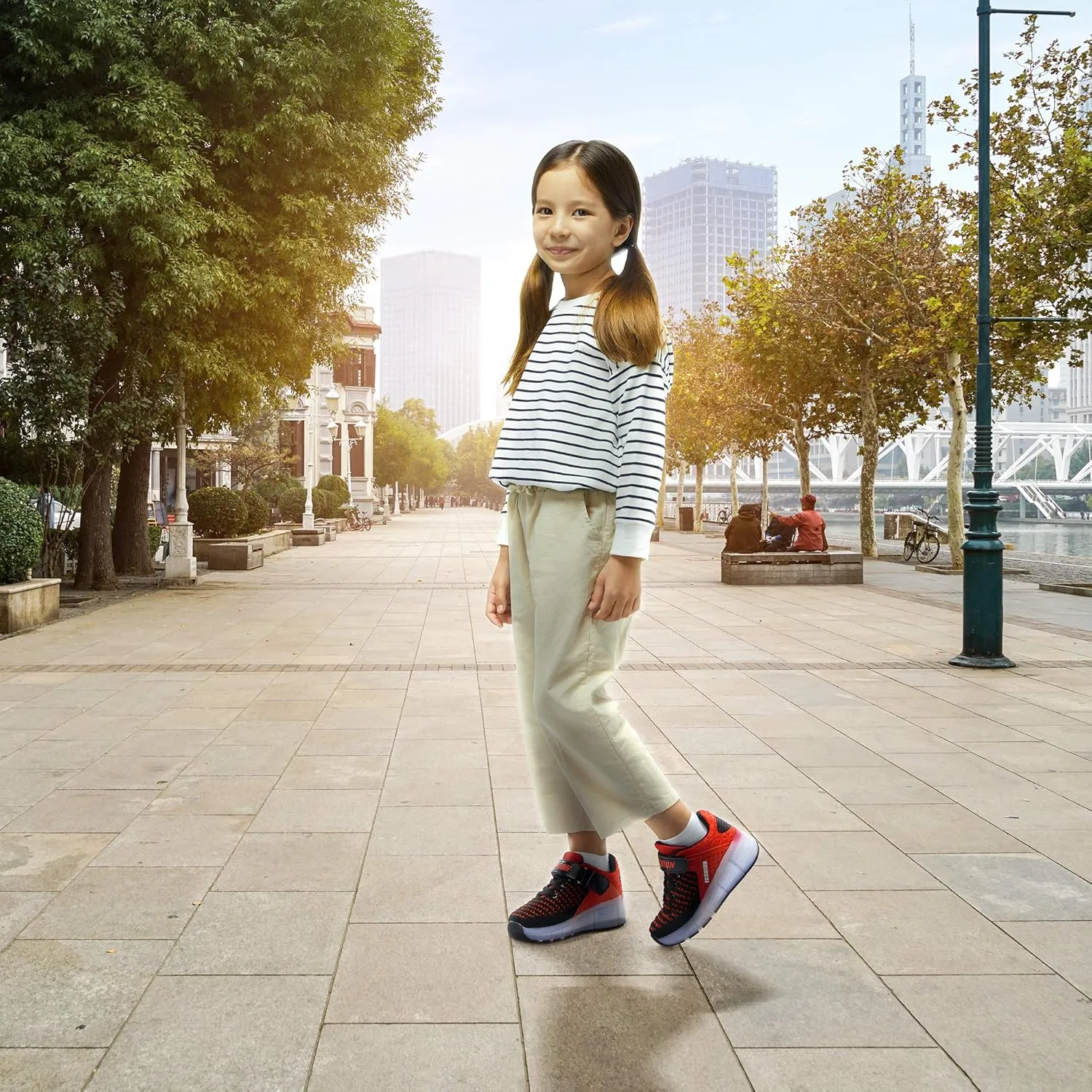 SDSPEED 7 Colors LED Rechargeable Kids Roller Skate Shoes with Single Wheel Shoes Sport Sneaker