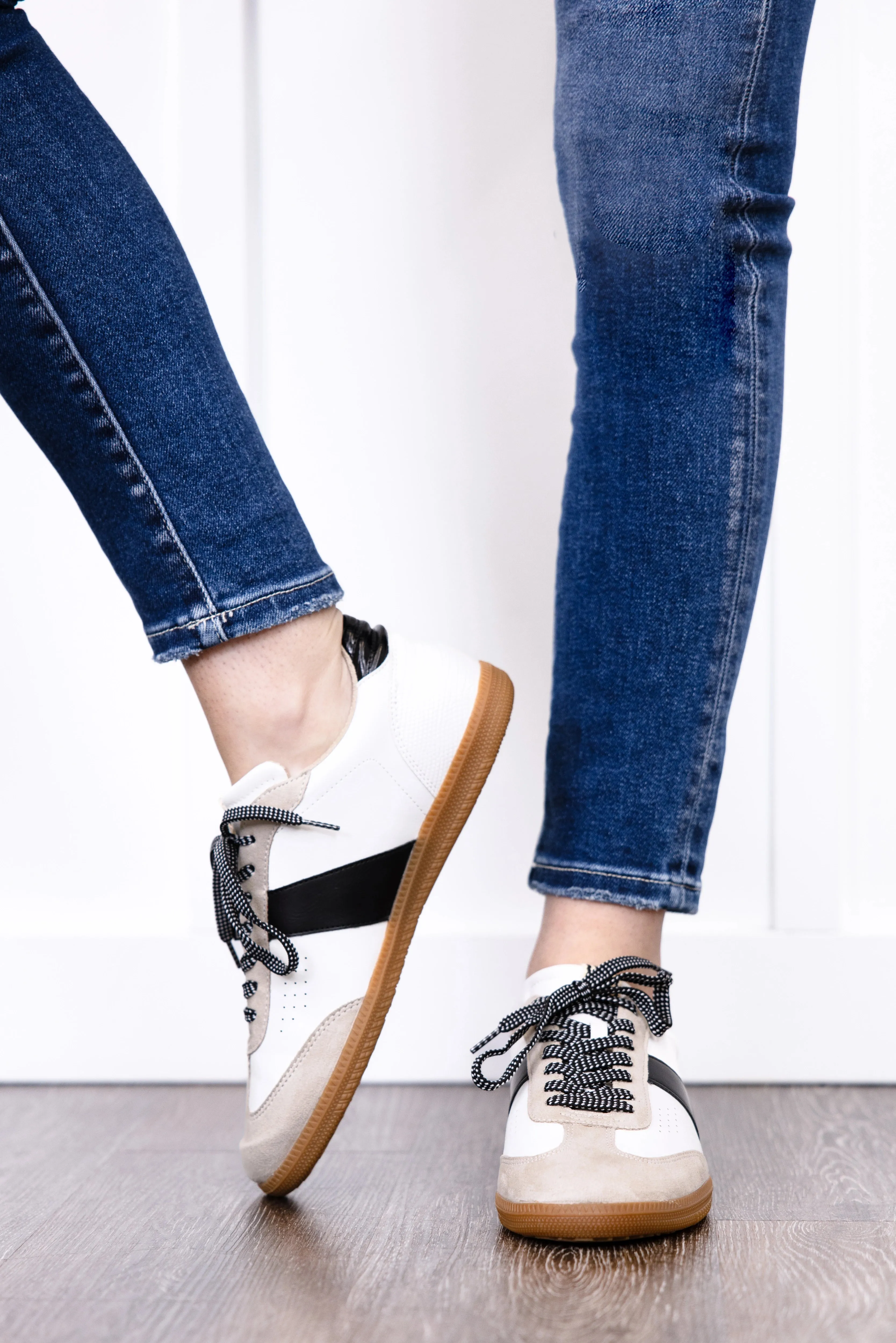 Shu Shop Sydney Women's Leather And Suede Sneaker
