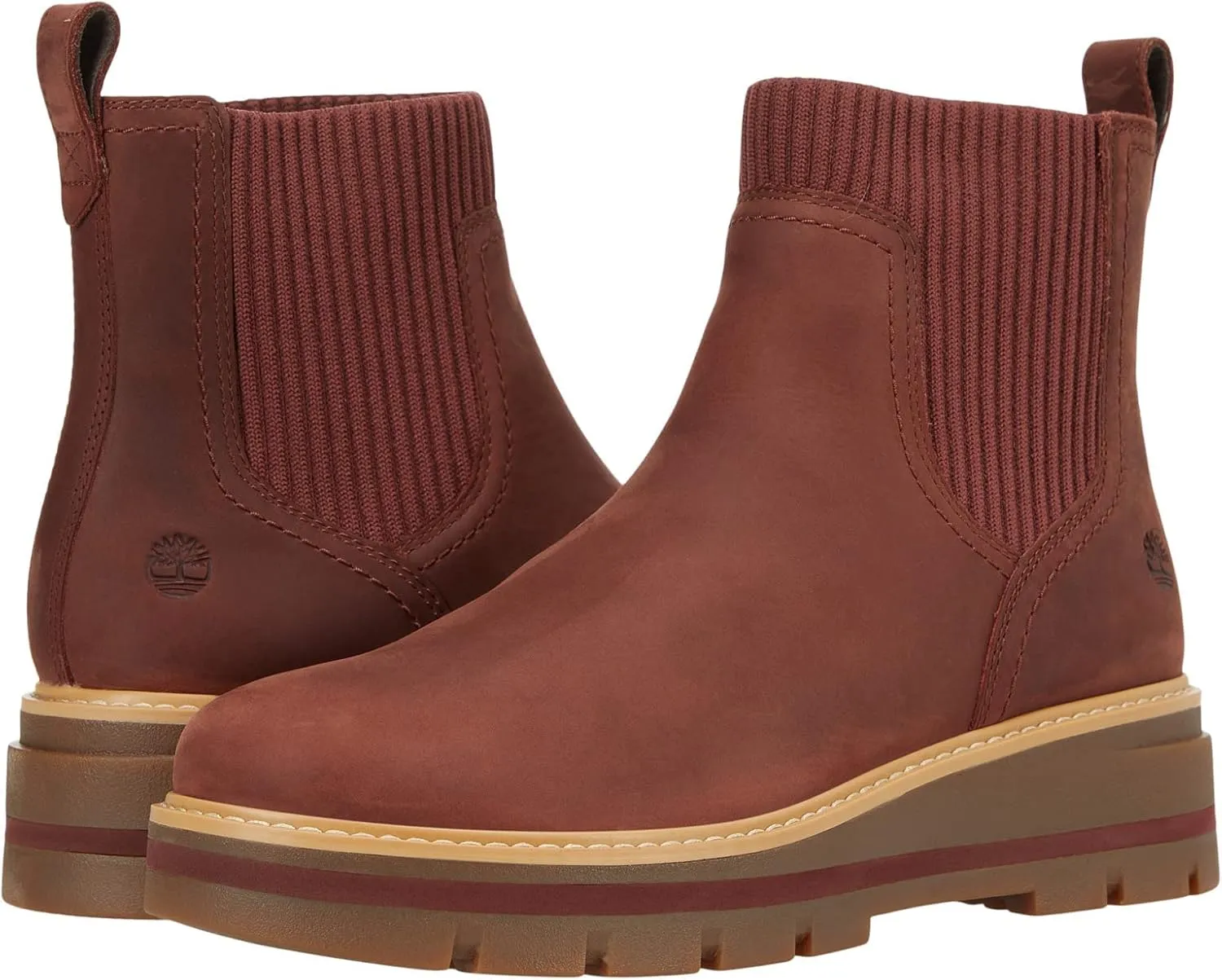 Timberland Women's Courmayeur Valley Chelsea Fashion Boot