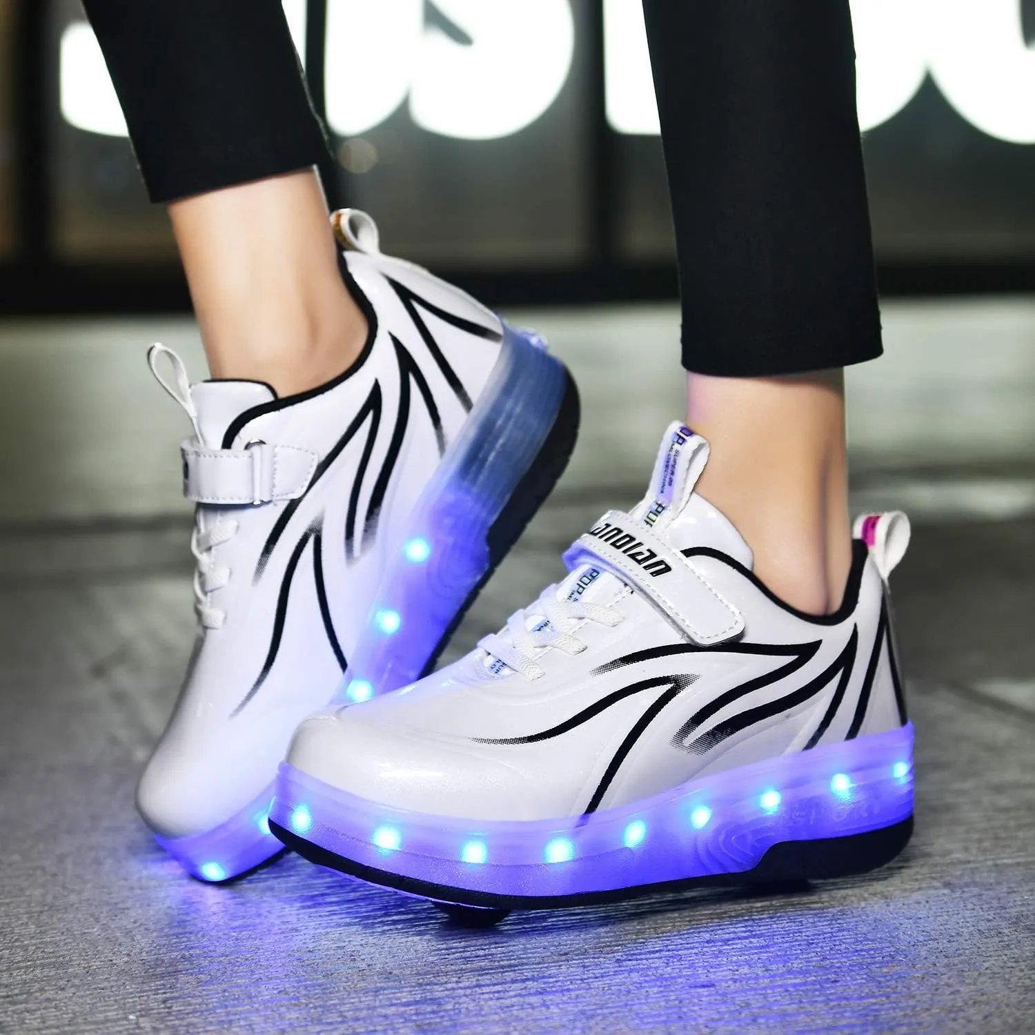 Ufatansy Roller Shoes Girls Boys Sneakers with Wheels Roller Skate Shoes USB Charging with LED Light Up Shinny Skates for Beginner Trainers Kids Lightweight Breatheable Shoe Footwear