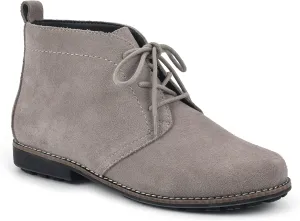WHITE MOUNTAIN Women's Auburn Chukka Boot