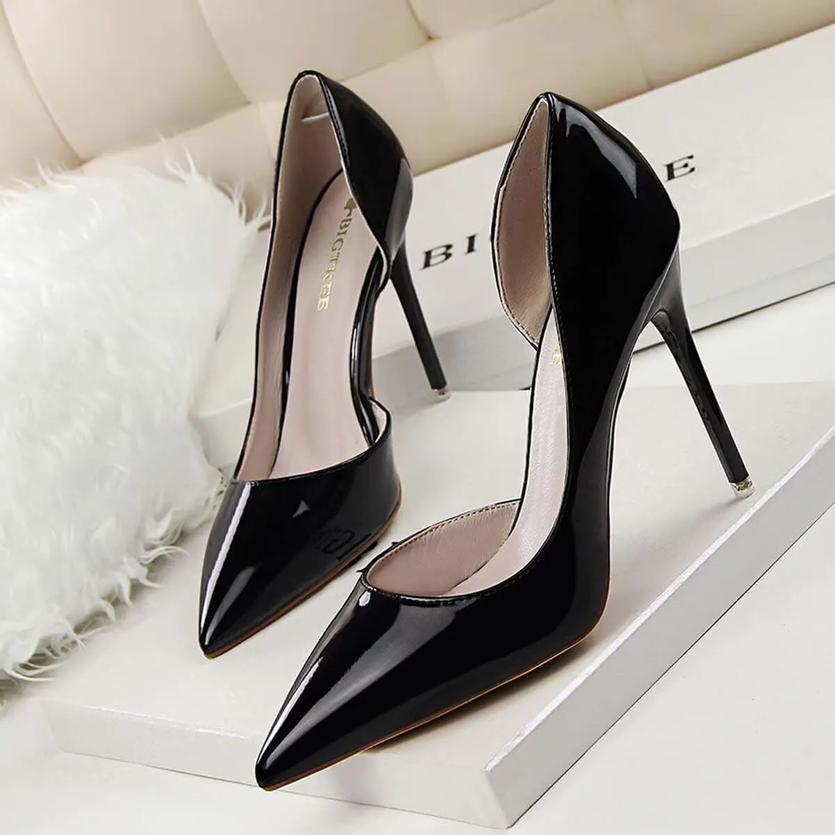 Women Pointed Stiletto High Heel Shoes Closed Toe Classic Slip On Dress Pumps
