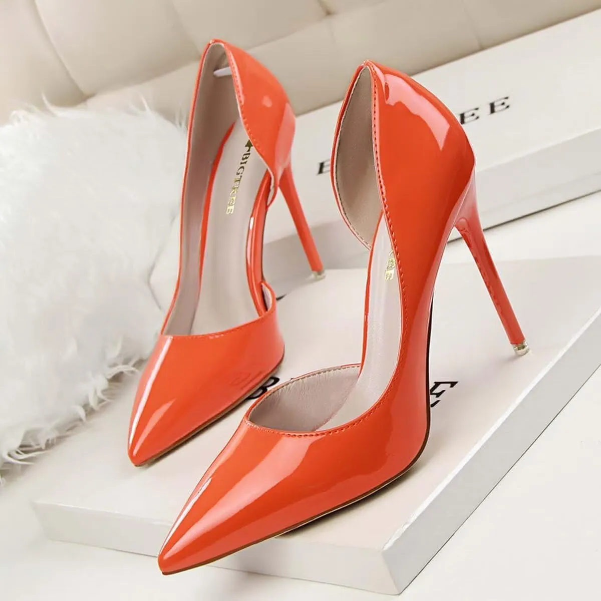 Women Pointed Stiletto High Heel Shoes Closed Toe Classic Slip On Dress Pumps