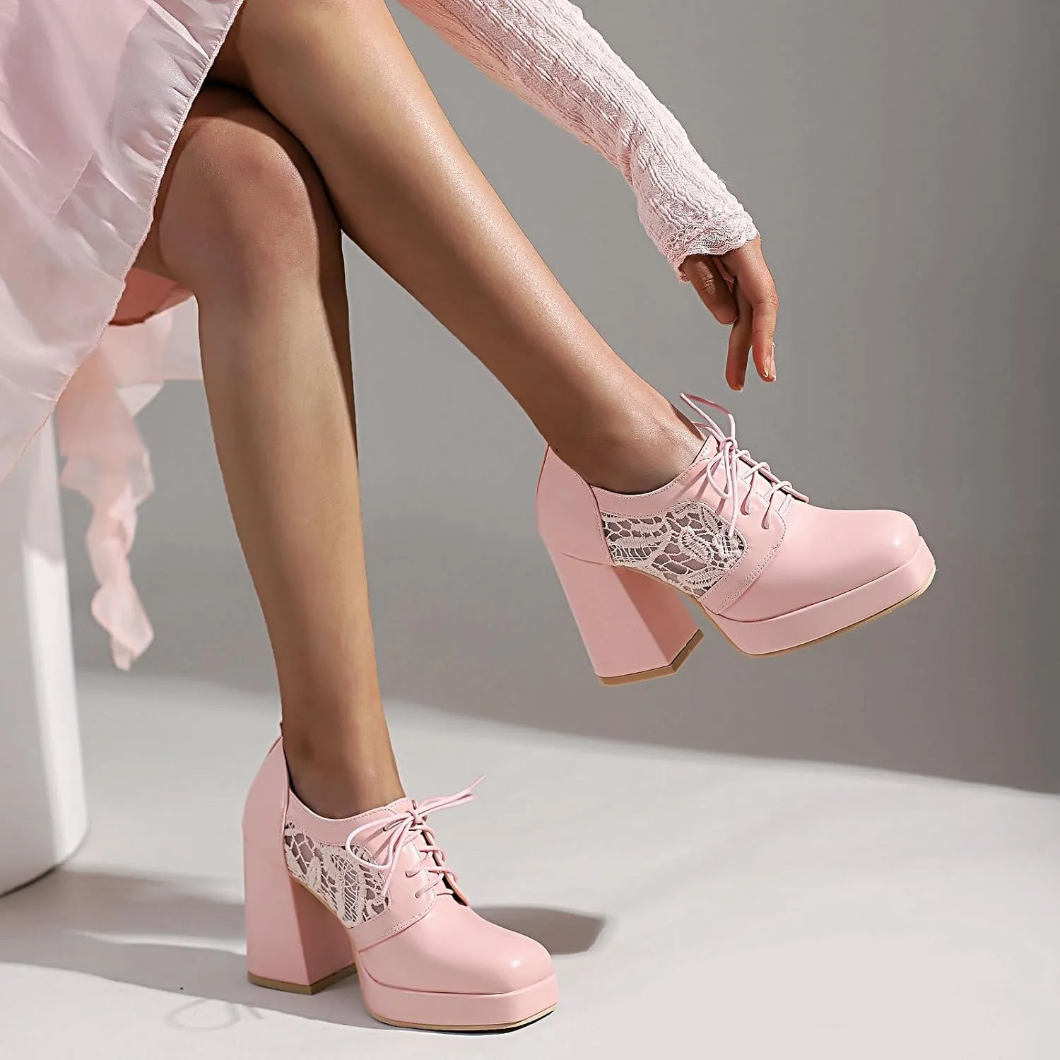 Women Square Toe Oxford Shoes Patent Leather Lace up Chunky Heel Brogue Booties Platform High Heel Pumps