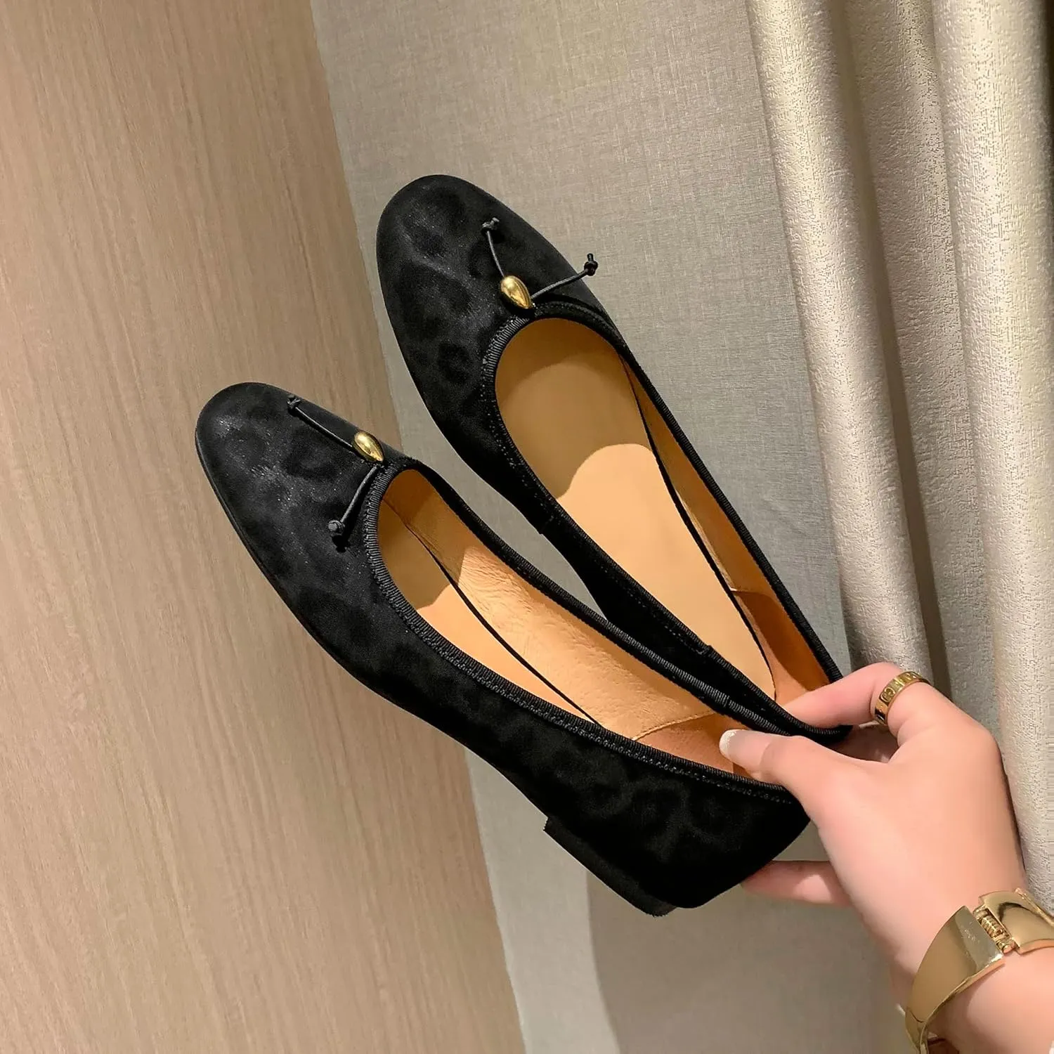 Women's Ballet Flats, Genuine Leather with Leopard Print, Slip-On Comfort Shoes with 1cm Low Heel, Soft Pigskin Lining and Stylish Metal Detail