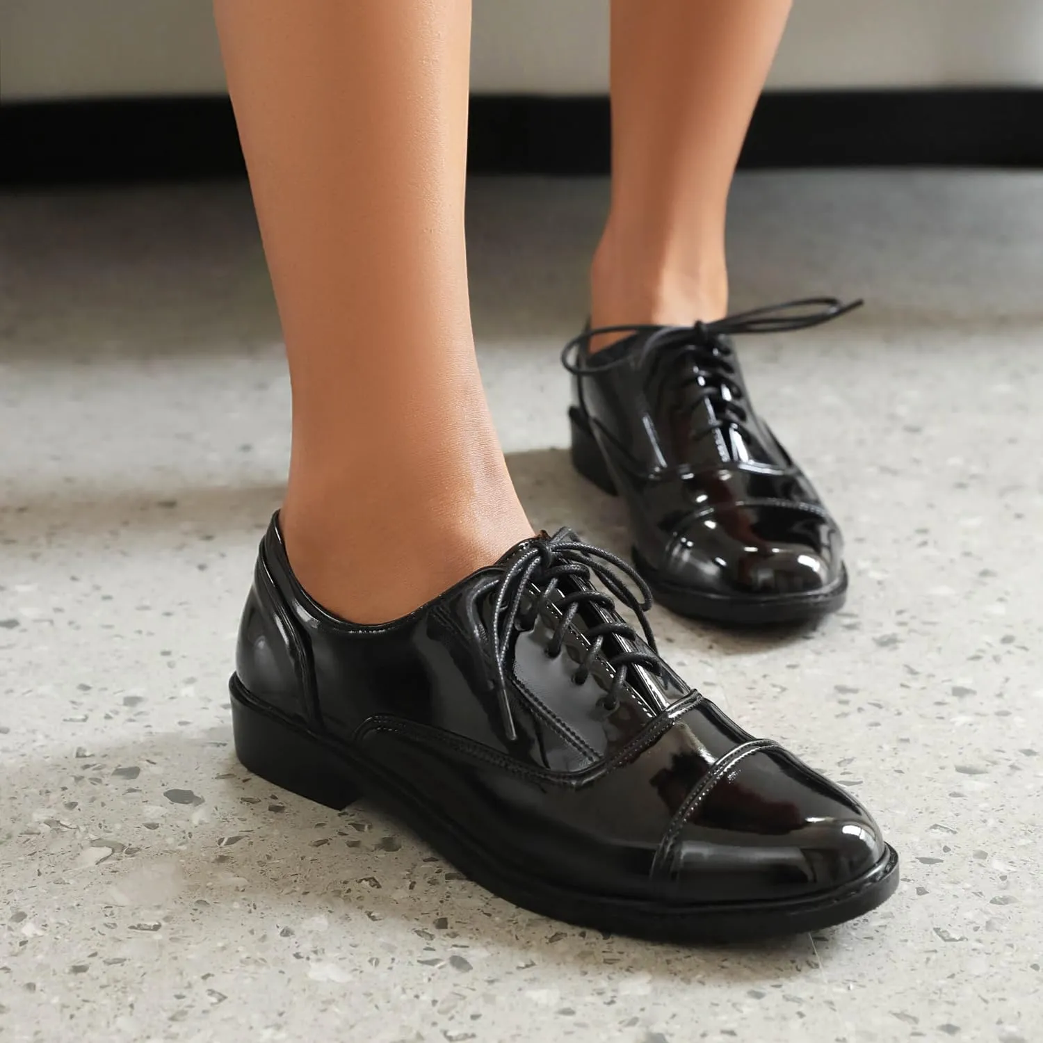 Women's Casual Dress Oxford Shoes, Vintage Brogue Saddle Oxfords, Wingtip Round Toe Lace up Shoes