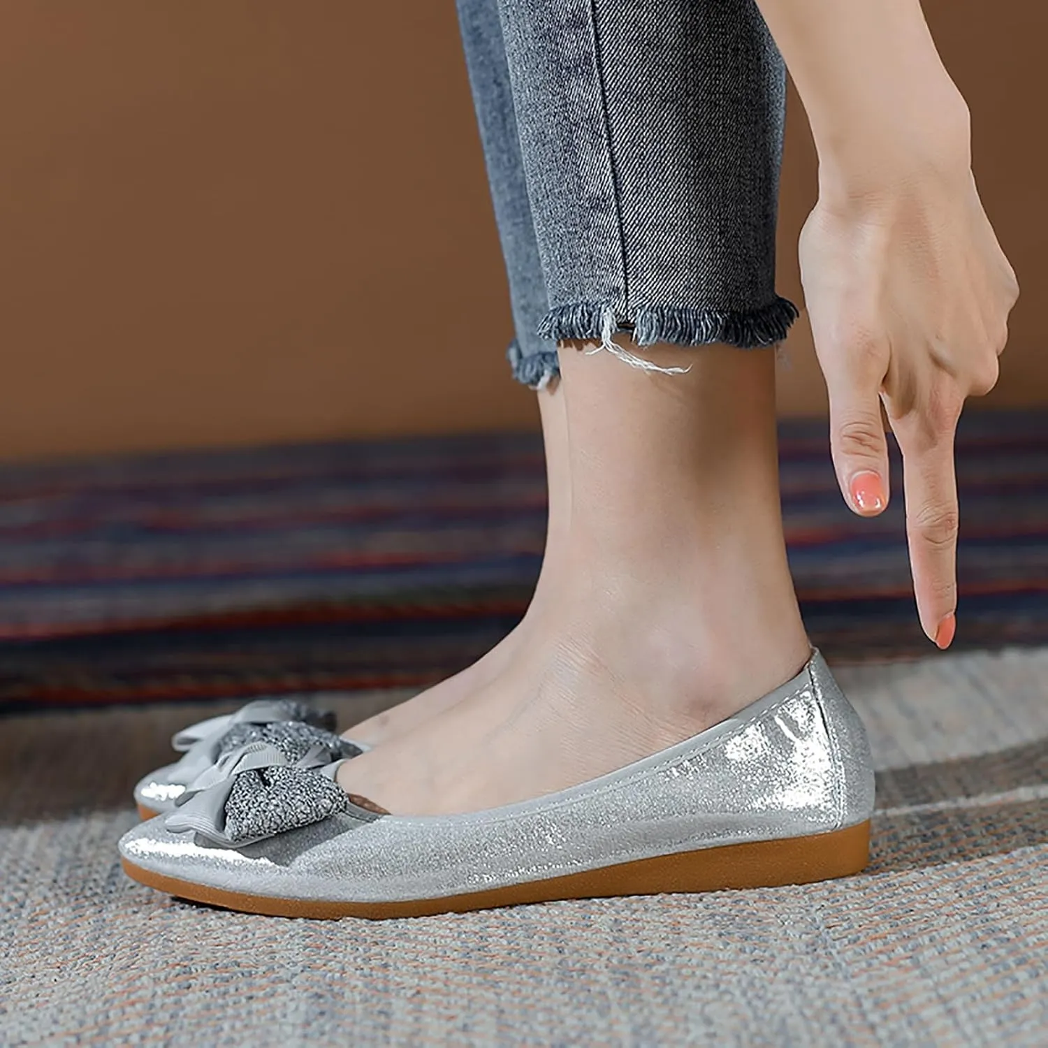 Women's Flats, Foldable Ballet Flats for Women, Fashion Bow Tie Pionted Toe Comfort Lightweight Slip-On Dress Shoes