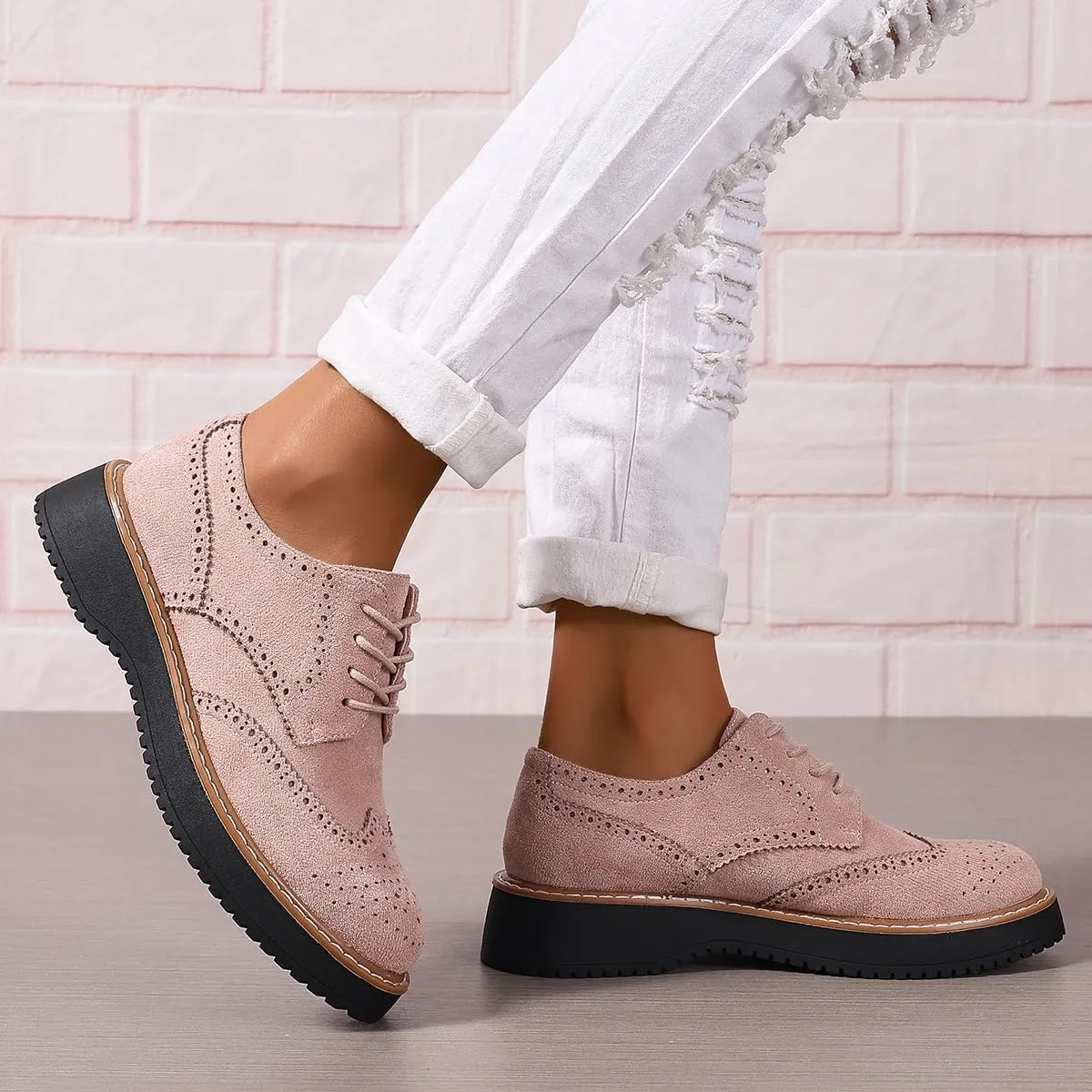 Women's Oxfords Classic Lace Up Vintage Round Toe Platform Casual Wingtip Brogues Low Heel Dress Shoes