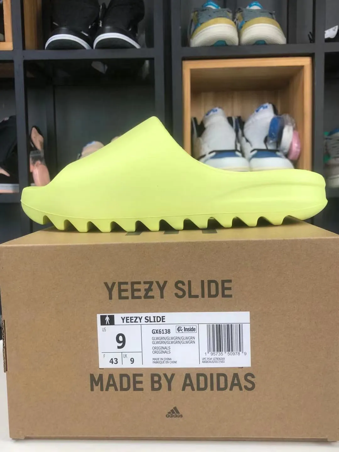 Yeezy Slides Glow Green 2021
